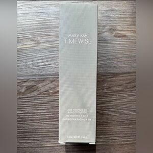 Mary Kay Timewise 4-in-1 Cleanser New‎